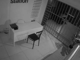 Offline voyeurcam-jb-jail-1 on CamSoda