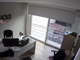 voyeurcam-jb-room-2 on CamSoda 