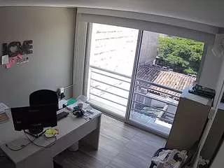 voyeurcam-jb-room-2 on CamSoda 
