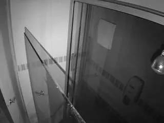 voyeurcam-jb-shower-1 on CamSoda 