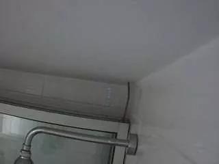 voyeurcam-jb-shower-1 on CamSoda 