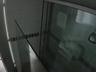 voyeurcam-jb-shower-1 on CamSoda 