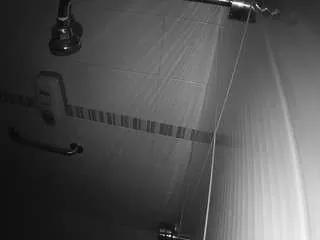 voyeurcam-jb-shower-10 on CamSoda 