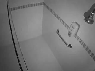 voyeurcam-jb-shower-10 on CamSoda 