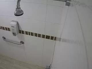 voyeurcam-jb-shower-10 on CamSoda 