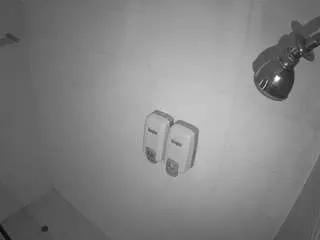 voyeurcam-jb-shower-11 on CamSoda 