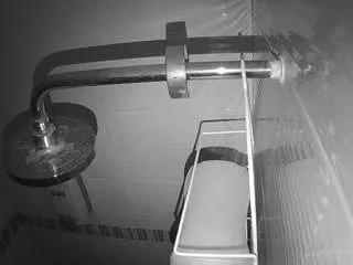 voyeurcam-jb-shower-14 on CamSoda 