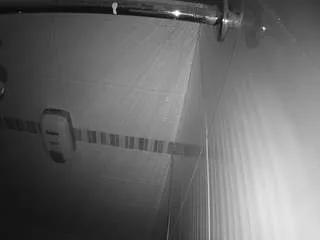 voyeurcam-jb-shower-16 on CamSoda 