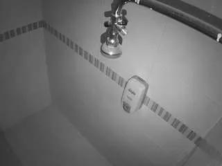 voyeurcam-jb-shower-16 on CamSoda 
