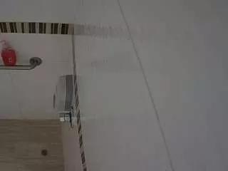 voyeurcam-jb-xfollow-shower on CamSoda 