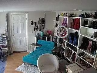 voyeurcam-missoliviablack-03 on CamSoda 