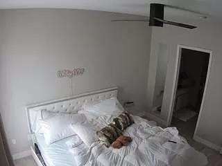 voyeurcam-whitneyoc-01 on CamSoda 