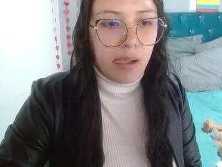 wandafuckass on CamSoda 