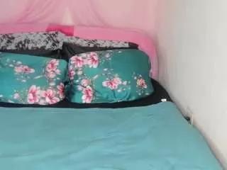yasminayazzie on CamSoda 
