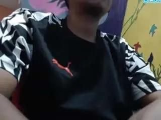 Freechat yohatinelly on CamSoda