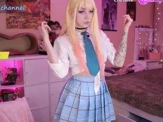yourcutewaifu on CamSoda 