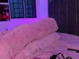 Offline yumeku-04 on CamSoda