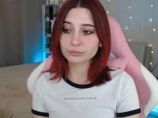 yuna-lee on CamSoda 