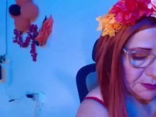 Offline zafiro-56 on CamSoda