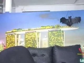 Offline zakura-hot-18 on CamSoda