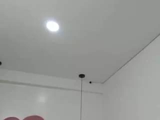 zephyra-angels on CamSoda 