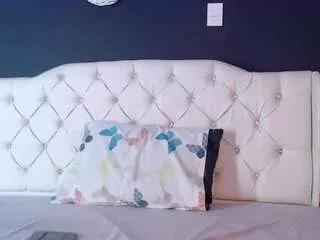 zoe-jones13 on CamSoda 