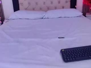 zoe-jones13 on CamSoda 