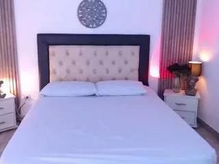 zoe-jones13 on CamSoda 