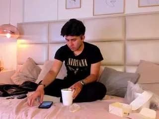 zukyxyakihiro89 on CamSoda 