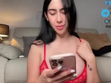 _gummies15 on Chaturbate