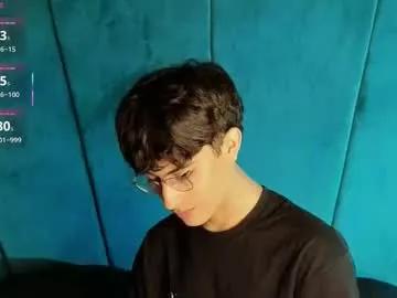 aaron_eze on Chaturbate