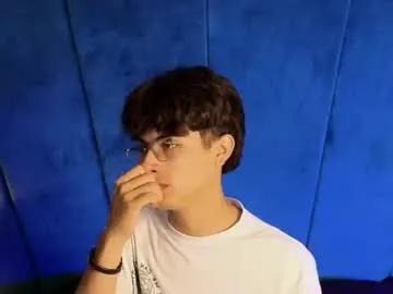 aaron_eze on Chaturbate