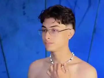 aaron_eze on Chaturbate