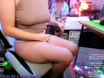 aaronskeetman on Chaturbate