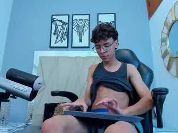 adams_bobby on Chaturbate