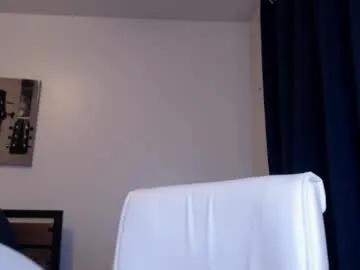 al3xzanderth3gr3at on Chaturbate