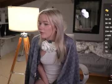 aleksalore from Chaturbate