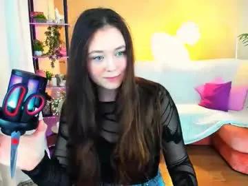 alluringeyess on Chaturbate
