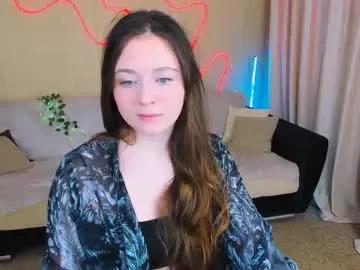 alluringeyess on Chaturbate