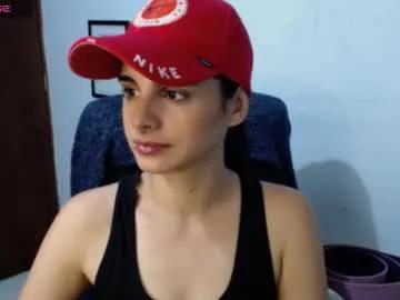 alma_sweet on Chaturbate