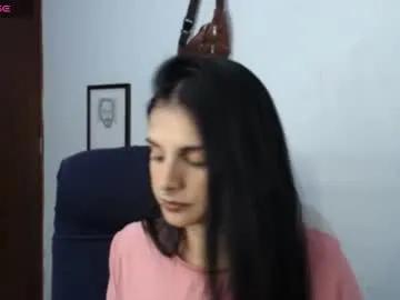alma_sweet on Chaturbate