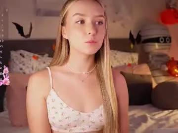 alodiaacomb on Chaturbate