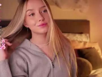 alodiaacomb on Chaturbate