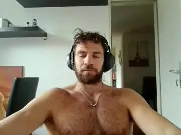 Freechat alphah_hunk on Chaturbate