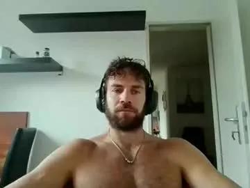 Freechat alphah_hunk on Chaturbate