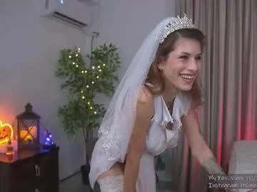 alyonaqueen_ on Chaturbate