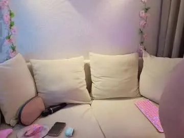 anadeya — #blonde #bigass #natural #18 #petite