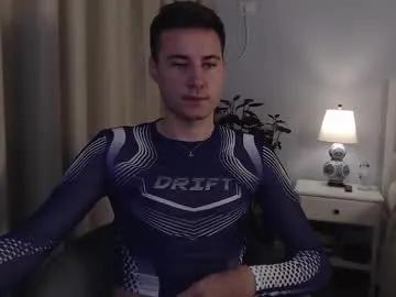 andrew2305 on Chaturbate