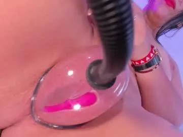 aniiieee_x on Chaturbate