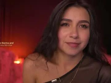 ashley_jones9 on Chaturbate